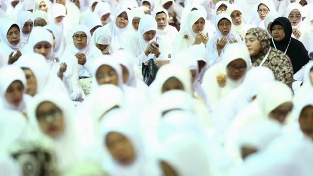 Manasik umroh dan dzikir akbar di Masjid Istiqlal