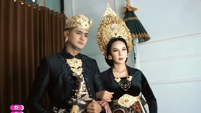 6 Pemotretan Kalina Ocktaranny dan Ricky Miraza Pakai Baju Adat, Bak Prewedding