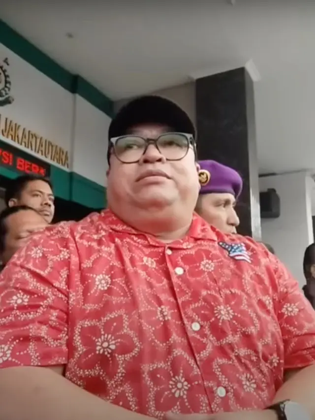 Razman Arif Nasution pengacara Vadel Badjideh. (Foto: Dok. YouTube Intens Investigasi)