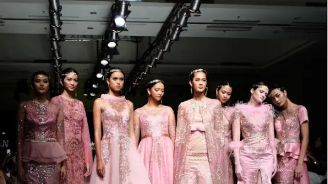 10 Gaun Pesta Yang Bikin Kamu Cantik Dan Mempesona Fashion Fimela Com