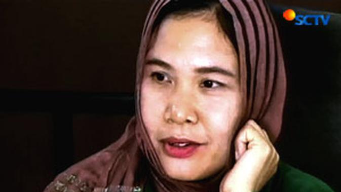 Roxana Apa Sih Susahnya Mengaku Pernah Nikah Showbiz Liputan6 Com