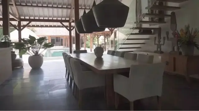 Ruang Makan Tanpa Sekat, Menyatu dengan Dapur