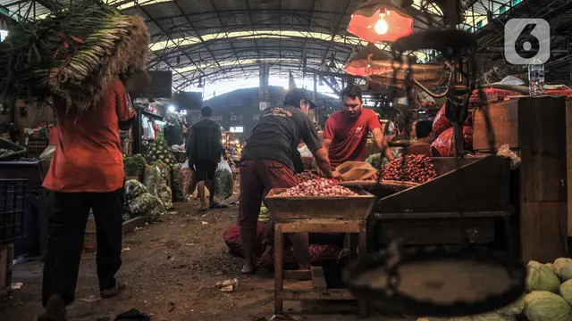 Jelang Nataru, Harga Bahan Pokok Merangkak Naik