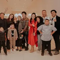 Kumpul dengan Krisdayanti dan Raul Lemos, Azriel Hermansyah: Doaku Terkabul. (instagram.com/azriel_hermansyah)