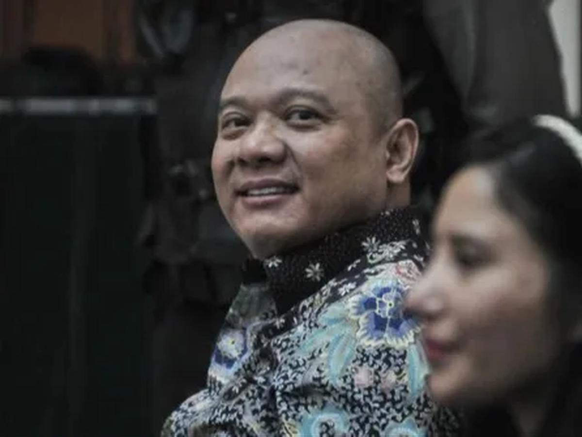 "Menguatkan putusan Pengadilan Negeri Jakarta Barat Nomor 96/Pid.Sus/2023/PN Jkt.Brt yang dimintakan banding tersebut,"