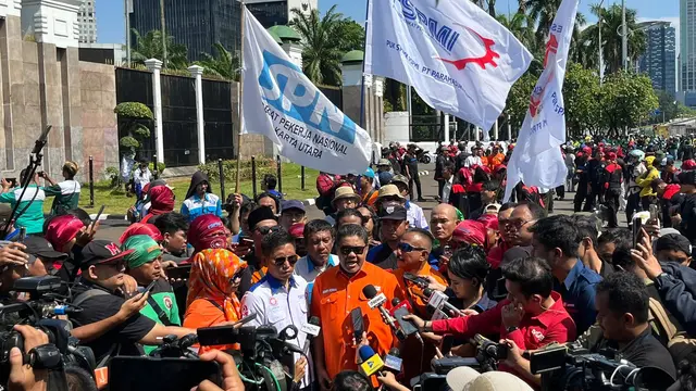 Top 3: Demo Buruh di Depan Istana Tiba-Tiba Batal