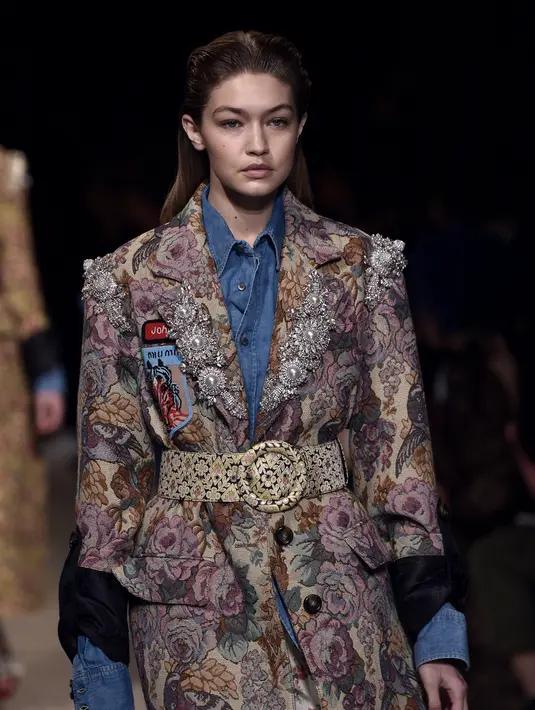 Kekasih dari Zayn Maliq, selalu membuat kagum para desainer kondang dan penikmat fesyen di dunia. (AFP/Bintang.com)