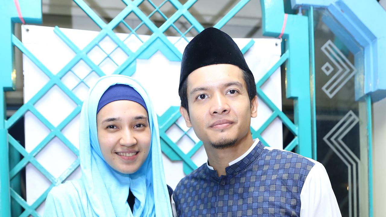 [Bintang] Dhini Aminarti dan Dimas Seto