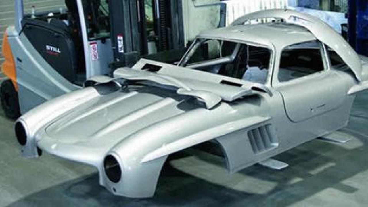 Mercedes-Benz Classic musnahkan replika 300 SL