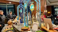 Suasana buka puasa di restoran PA.SO.LA, The Ritz-Carlton Jakarta, Pacific Place. (Dok. Liputan6.com/Dyra Daniera)