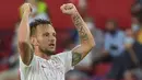 Ivan Rakitic. Pemain asal Kroasia ini dilepas ke mantan klubnya, Sevilla di awal kedatangan Ronald Koeman pada 2020/2021. Selama total 6 musim memperkuat Barcelona, ia sukses meraih 13 gelar termasuk raihan treble winners pada 2015. (AFP/Cristina Quicler)