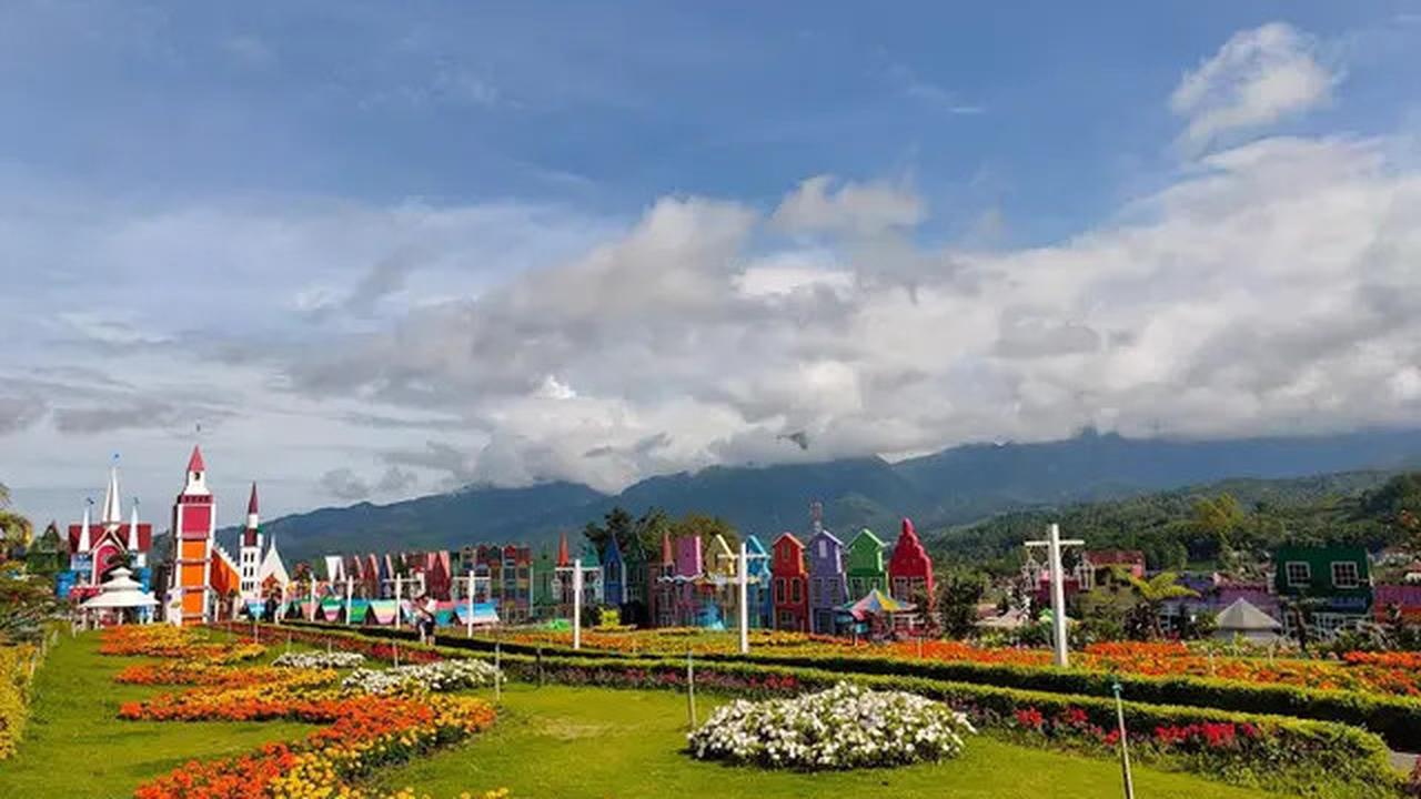 Flora Wisata Santerra de Laponte Malang Bisa Jadi Pilihan Tepat Destinasi Liburan Nataru 2025, Intip Daya Tariknya