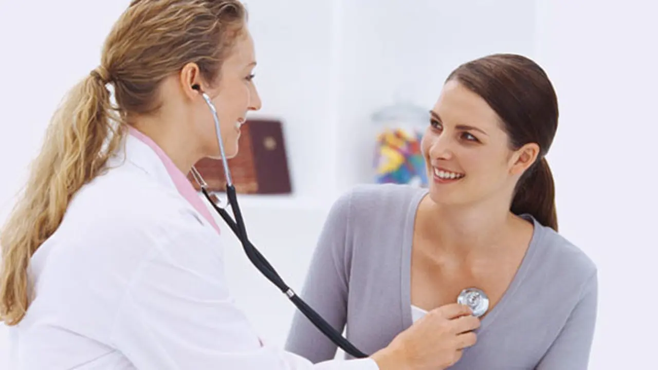 wanita-dokter-130924c.jpg