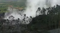 Letusan freatik kawah Sileri, Kepakisan, Dieng. (Liputan6.com/BPBD/Muhamad Ridlo)