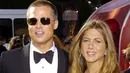 Brad Pitt dan Jennifer Aniston menikah pada tahun 2000 dan kemudian bercerai pada 2005. Brad Pitt meninggalkan Jen karena bertemu Angelina Jolie pada 2004. (ScreenRant)