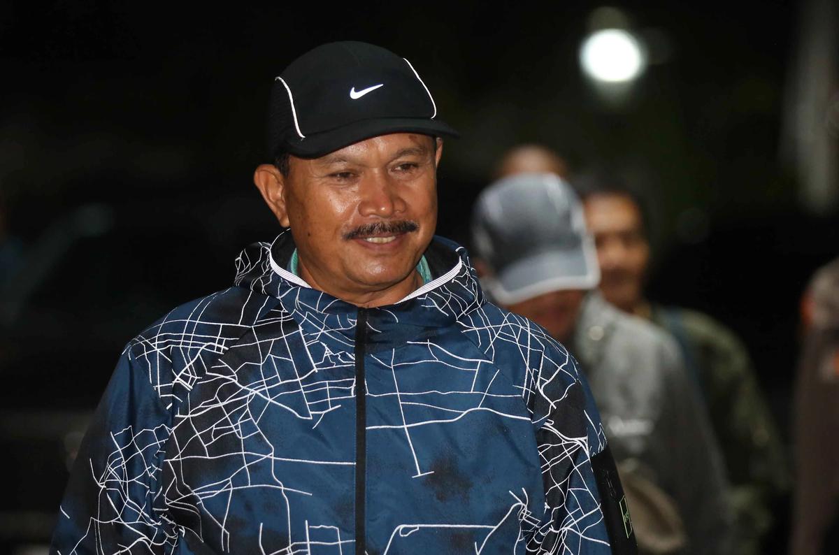 FOTO: Wali Kota Madiun Maidi Tiba di Gedung Merah Putih KPK Usai Terjaring OTT