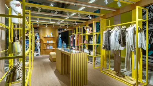 Semarak Perayaan Koleksi Musim Panas Terbaru FENDI Hadirkan Pop Up di Pacific Place Jakarta Fashion Fimela
