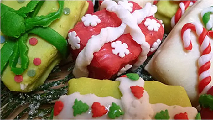 (c) diaryofamadhausfrau