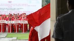 Kontingen DKI Jakarta untuk PON XIX Jawa Barat saat mengikuti pelepasan oleh Gubernur DKI, Basuki Tjhaja Purnama di Kantor Gubernur, Jakarta, Rabu (7/9/2016). (Bola.com/Nicklas Hanoatubun)