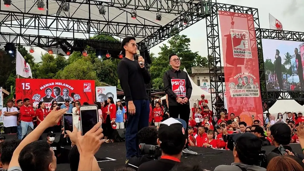 Ketua Umum PSI Kaesang Pangarep, Rabu (31/01/2024), di Desa Treman, Kecamatan Kauditan, Kabupaten Minahasa Utara, Sulut.