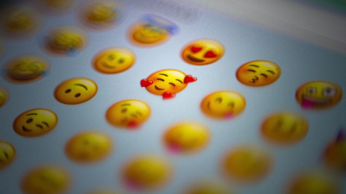 Kepribadianmu Tercermin dari Emoji yang Sering Kamu Gunakan, Cek Maknanya di Sini