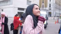 Adila Fitri saat syuting London Love Story di London, Inggris. (dok. Screenplay)