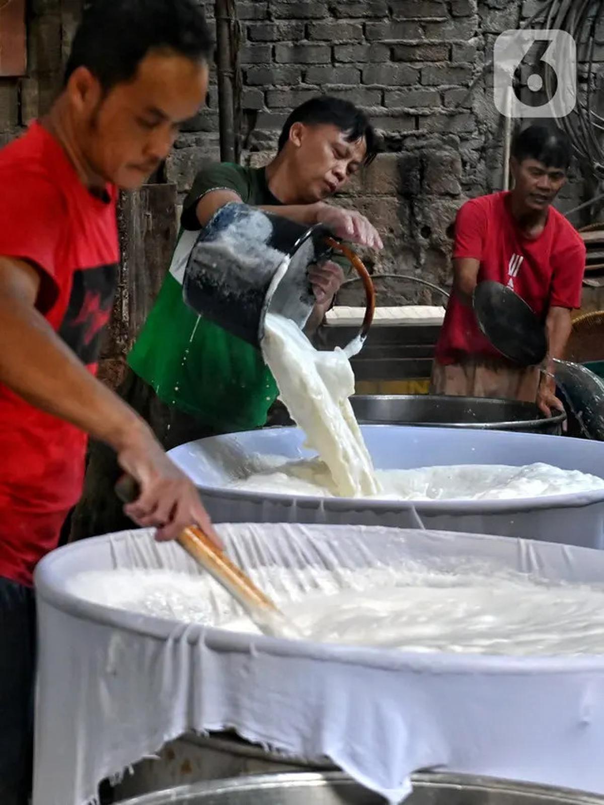Hingga April 2025, Penyaluran KUR Tembus Rp 76 Triliun