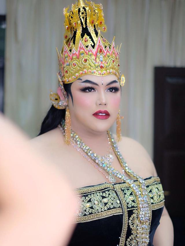 6 Potret Ivan Gunawan Perankan Wayang Dewi Arimbi, Bikin Pangling Hot