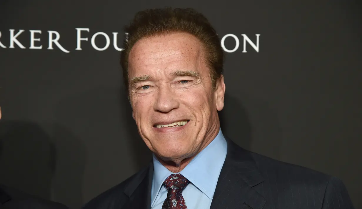 Bahkan Arnold Schwarzenegger berhenti sekolah untuk mengejar karier sebagai body building. Siapa yang sangka dia jadi Gubernur California? (MICHAEL KOVAC / GETTY IMAGES NORTH AMERICA / AFP)