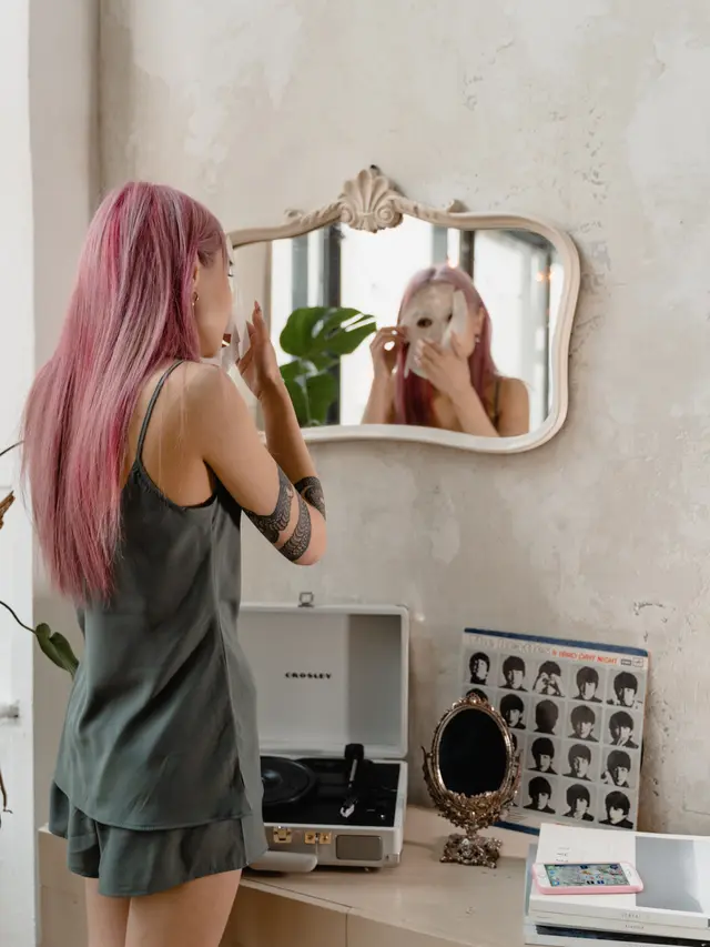 5 Kesalahan Umum Menggunakan Sheet Mask, Bikin Gagal Glowing