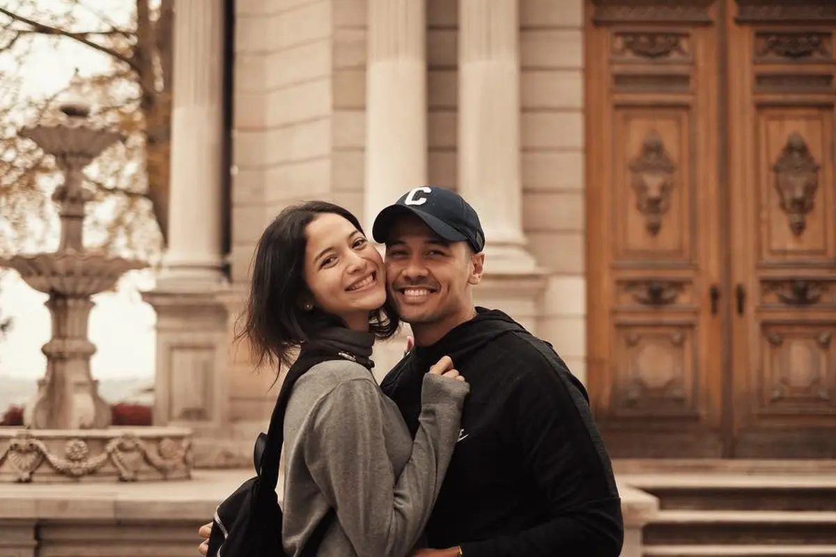 [Bintang] Putri Marino dan Chicco Jerikho
