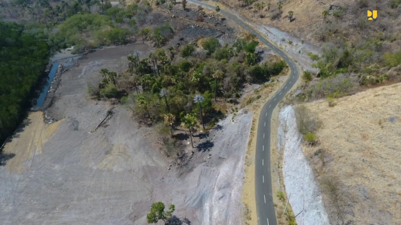 Jalan di Labuan Bajo. Dok PUPR