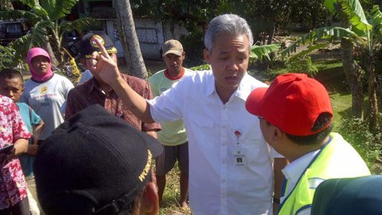 Kemarahan Ganjar temui jalan rusak di lingkar selatan Jateng