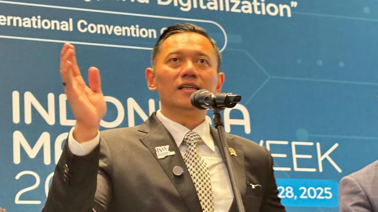 AHY Dorong Infrastruktur Kapal dan Pelabuhan Hijau, Fokus Kawasan Timur Indonesia