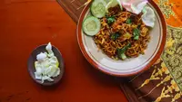 Olahan Mie Instan: 10 Makanan Lain dari Satu Bungkus