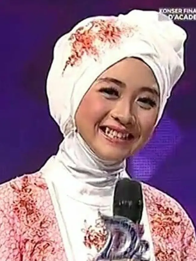 6 Potret Lawas Ega Noviantika, Kini Sudah Jadi Ibu