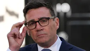 Isi Pembicaraan Trump dan Andy Burnham Usai Dilantik jadi PM Inggris
