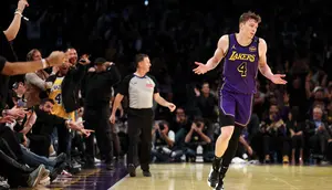 NBA: Lakers Lepas Dalton Knecht, Cuma Bertahan 2 Musim