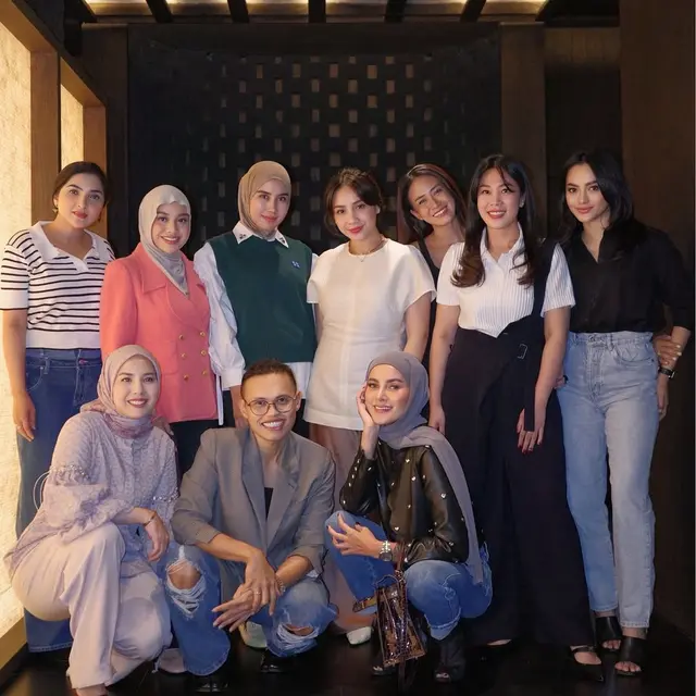 Kumpul Bareng, Gaya Smart Casual ala Geng Cendol dari Nagita Slavina hingga Paula Verhoeven yang Bisa Jadi Inspirasi