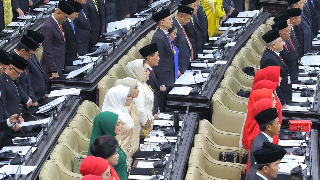 Selain itu, pelantikan ini juga diikuti 152 anggota Dewan Perwakilan Daerah (DPD) yang terpilih dalam Pemilu 2024.&nbsp;Foto: Liputan6.com/Angga Yuniar