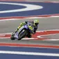 Pembalap Movistar Yamaha, Valentino Rossi memuncaki klasemen pembalap MotoGP 2017 setelah tiga seri. (JUAN MABROMATA / AFP)