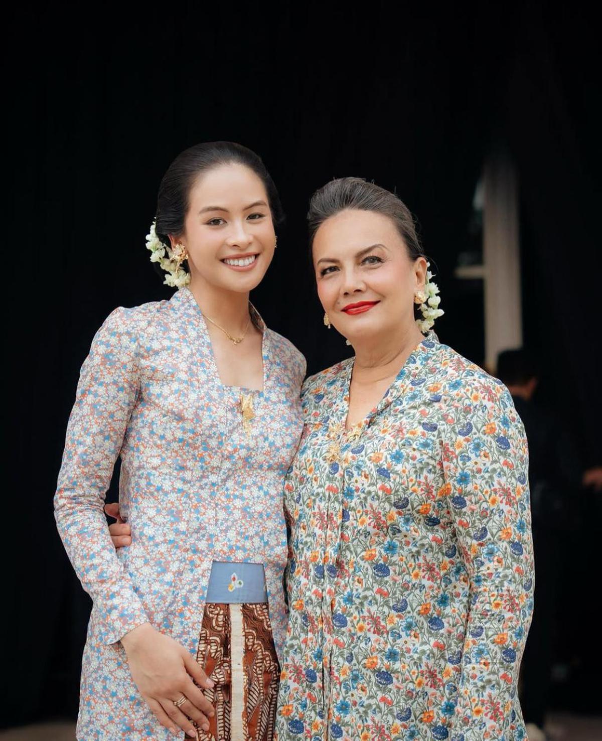 5 Potret Maudy Ayunda di Hari Kartini, Menghidupkan Semangat Kartini dengan Kebaya