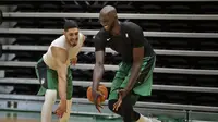 Dua Pemain Muslim NBA Enes Kanter dan Tacko Fall (Dok NBA)
