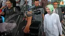 Airin beserta rombongan tim kuasa hukum tampak menuju Rutan KPK yang terletak di belakang Gedung KPK (Liputan6.com/ Abdul Aziz Prastowo)