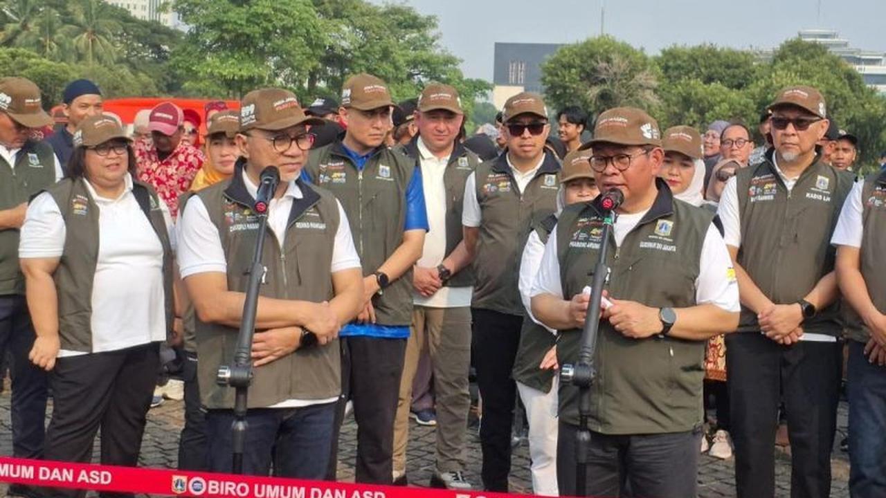 Zulkifli Hasan Dorong Pendekatan 'Carrot and Stick' untuk Pengelolaan Sampah Nasional