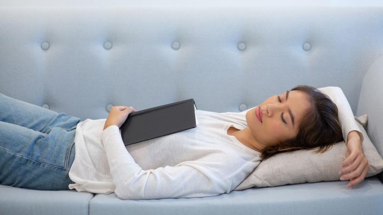Ungkap Kepribadian Seseorang Berdasarkan Posisi Tidur