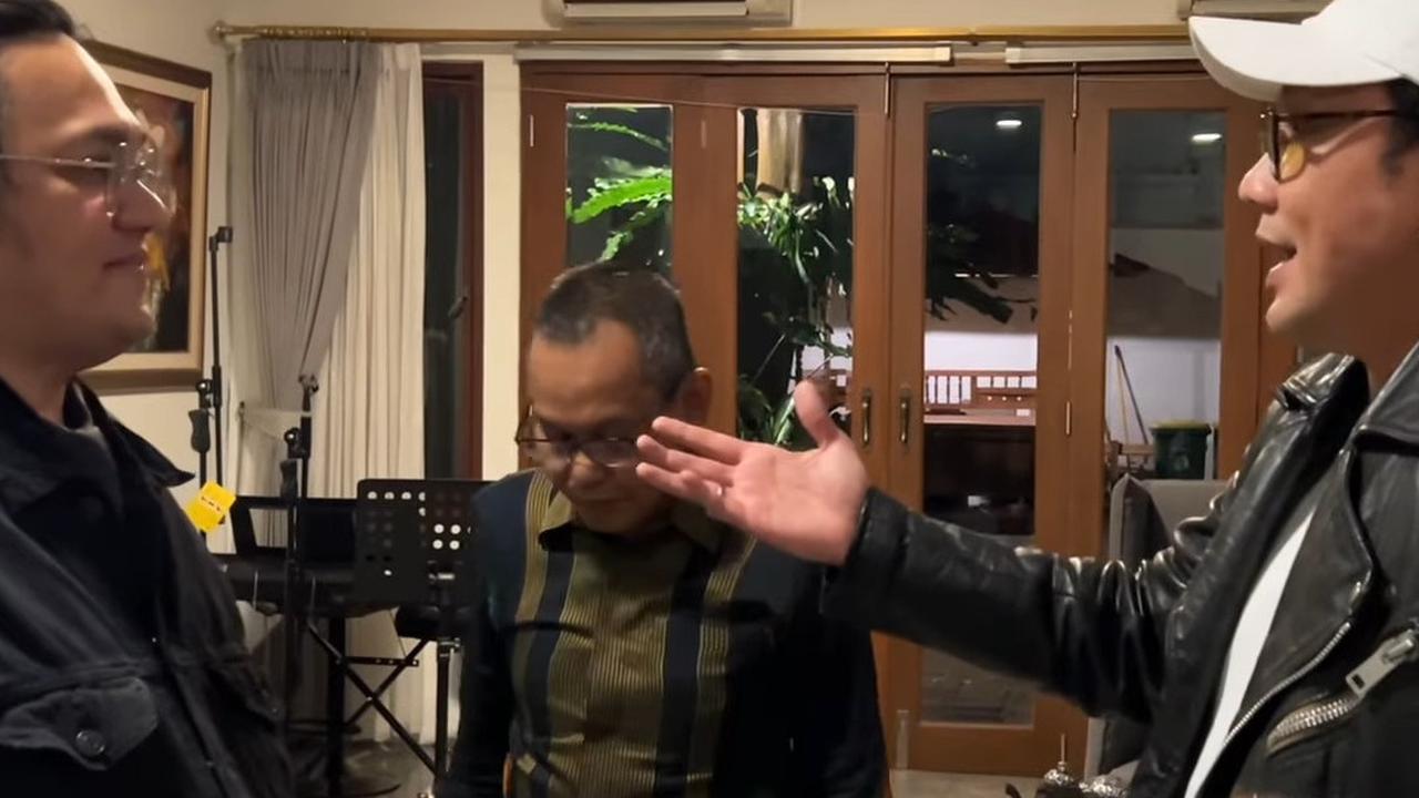 Sudah Bertemu Farhat Abbas, Denny Sumargo 'Jangan Bawa-bawa Nama Saya Lagi, Hajar-hajar Saya Ya'