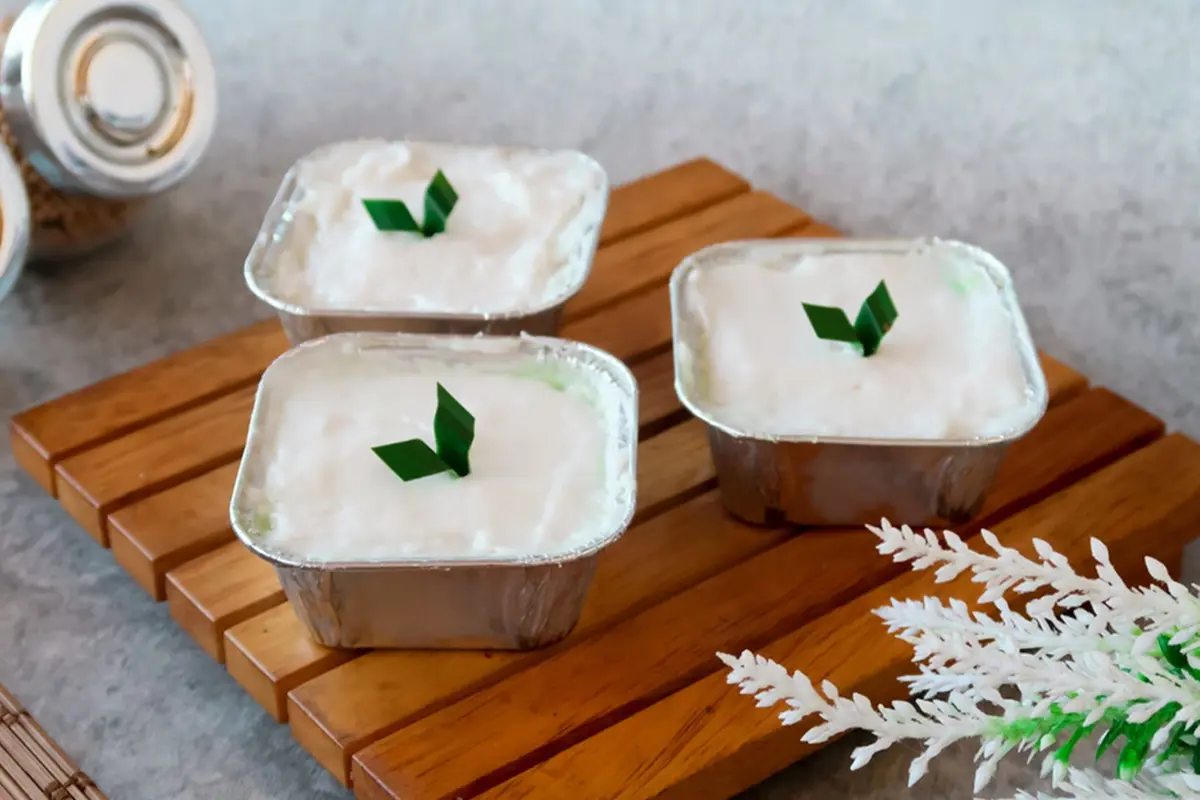 kue lumpur surga