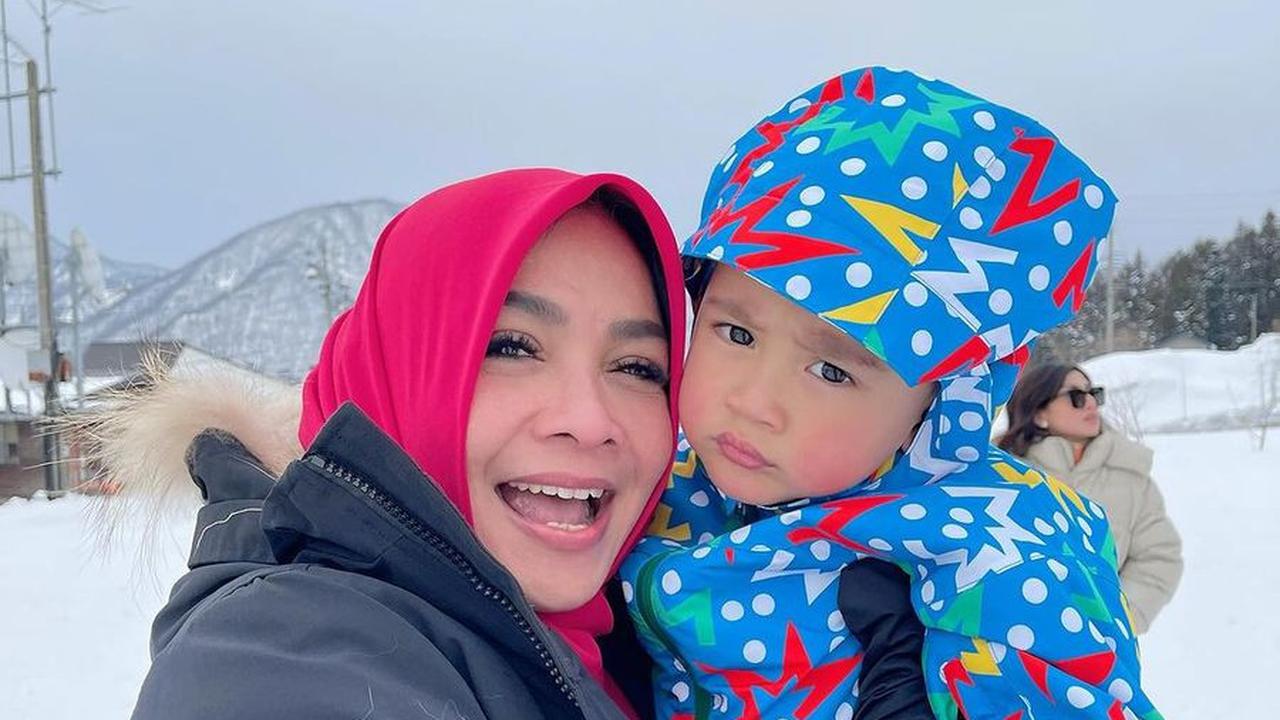 Pipi Cipung Merah Merona