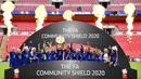 Para pemain Chelsea melakukan selebrasi usai menjuarai FA Women's Community Shield di Stadion Wembley, Sabtu (29/8/2020). Chelsea menang 2-0 atas Manchester City. (Justin Tallis/Pool via AP)